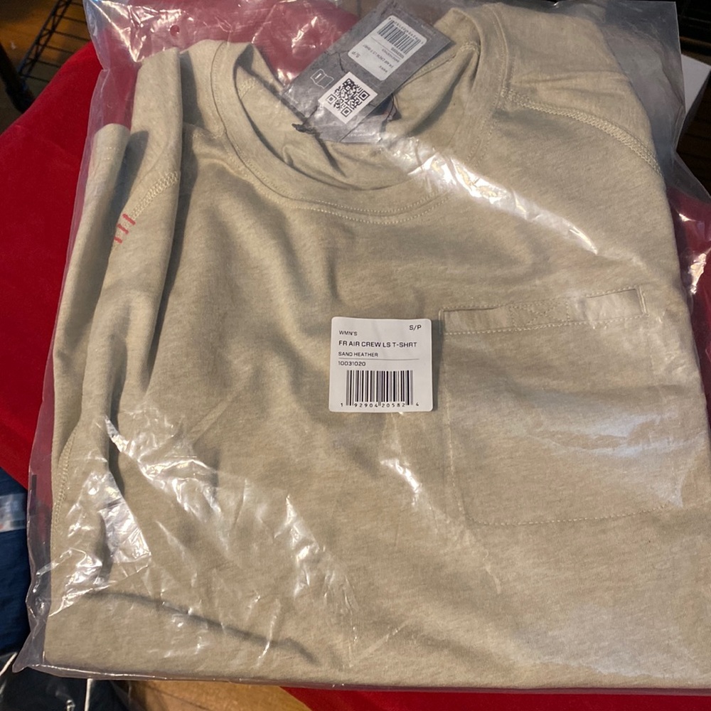 Ariat Crew Tee S/P NWT